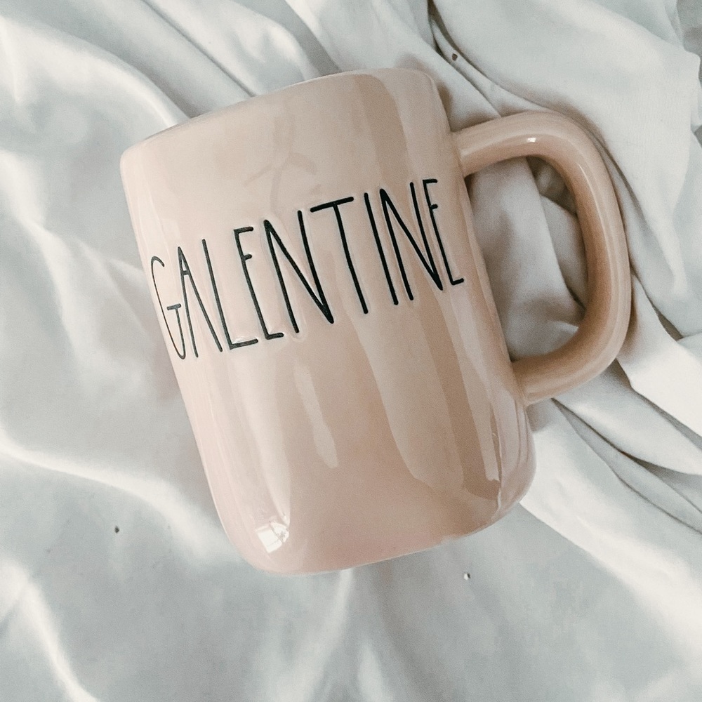 NWOT Rae Dunn Galentines Day Mug